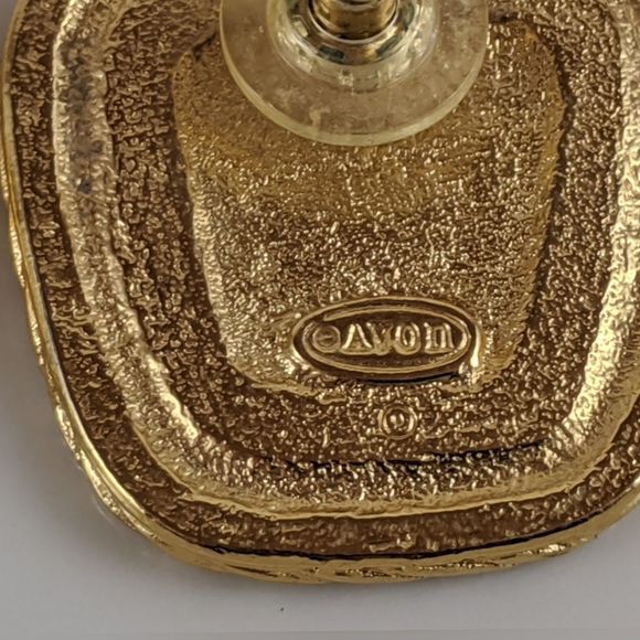 Vintage Avon Red Gold Tone 80's Style Earrings - Picture 6 of 7